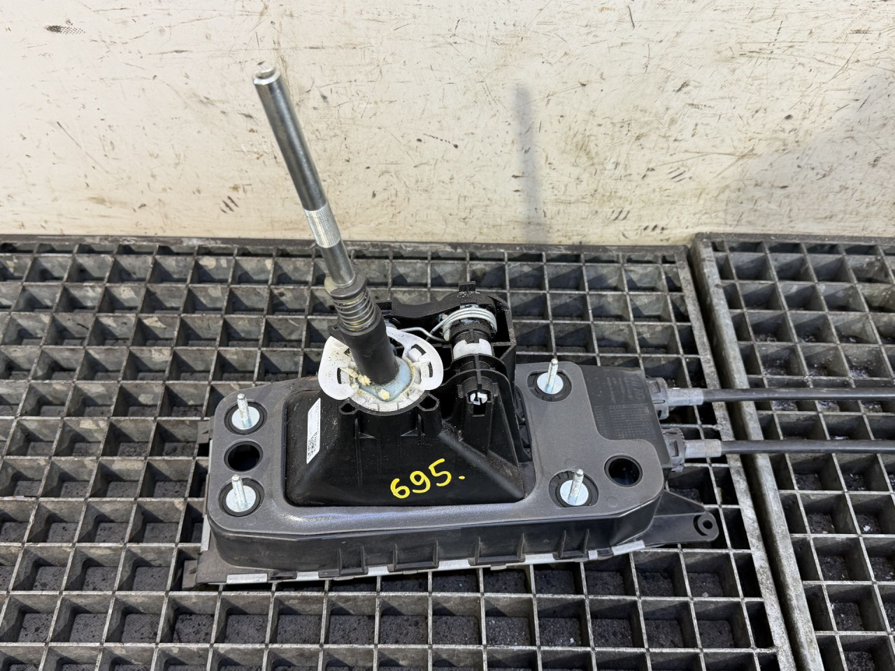 DIJELOVI SALTEBLA AUDI A3 (8V1/8VA) > 12-16 1.4 5Q0711061E