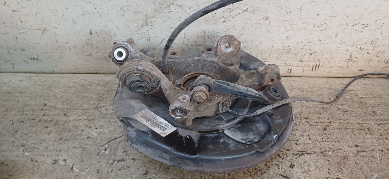 GLAVCINA BMW SERIJA 3 (F30/F31) > 15-18 33326792524