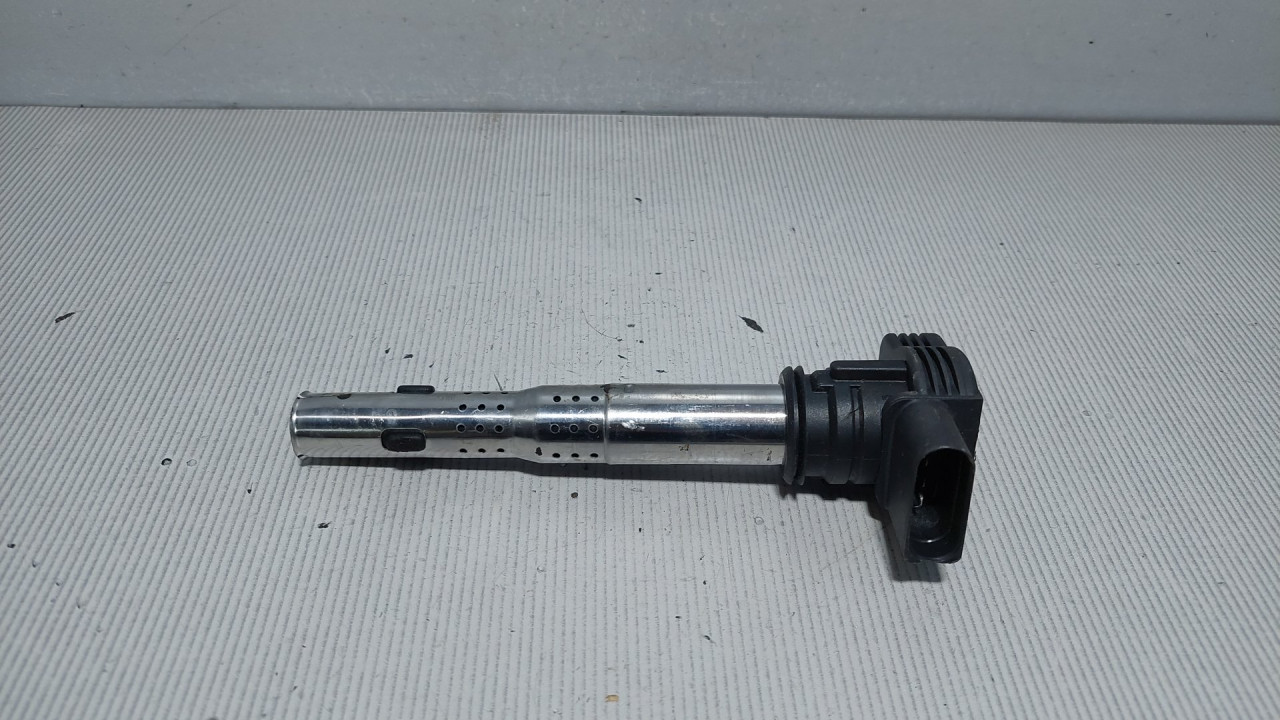 DIJELOVI BOMBINA VW GOLF 5 > 03-08 07K905715B