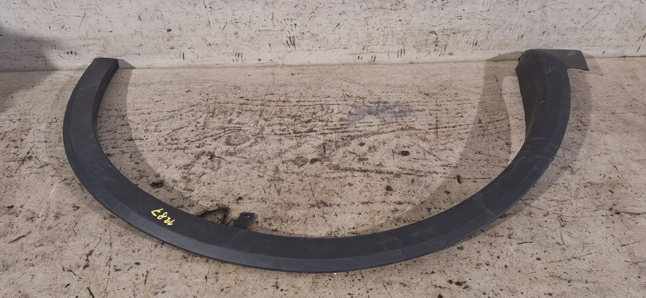 DIJELOVI RUB BLATOBRANA NISSAN QASHQAI > 21- 638106UAOA