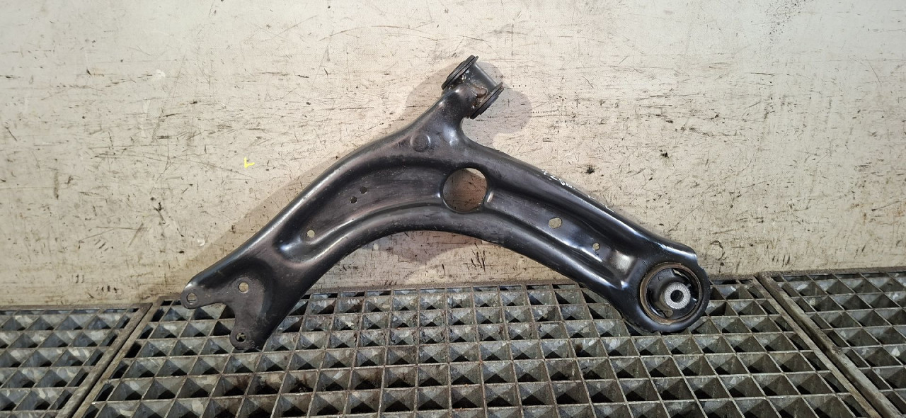 DIJELOVI LAFETA VW PASSAT B8 > 14-19 3Q0407153B