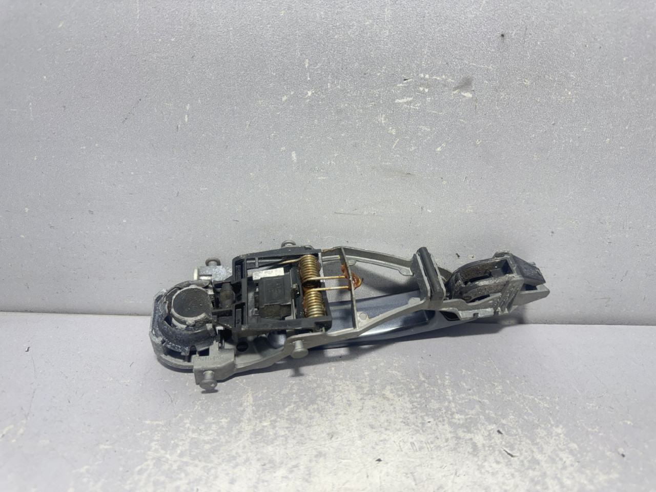 DIJELOVI RUCKA VRATA SKODA FABIA > 07-10 1.4 5J0837885C