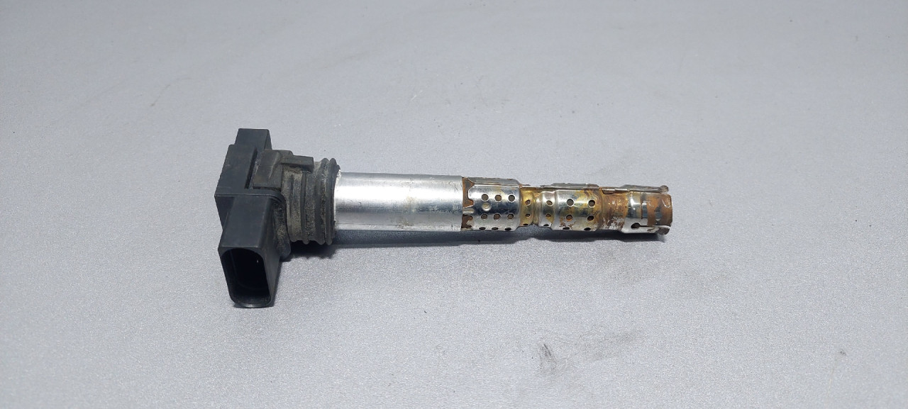 DIJELOVI BOMBINA AUDI A8 (4E) > 02-10 07C905115J