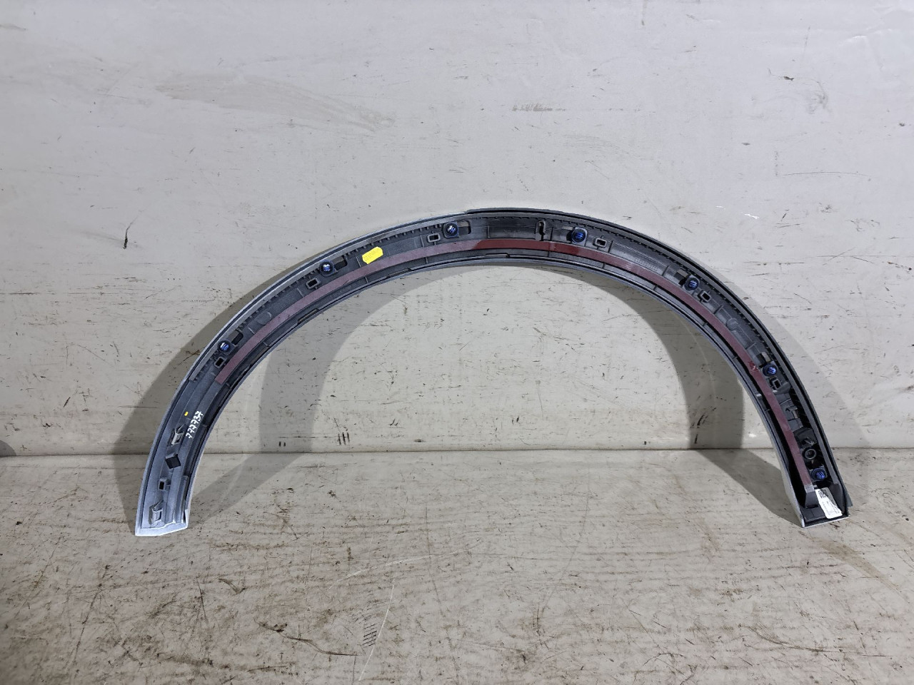 DIJELOVI RUB BLATOBRANA AUDI Q2 > 16-20 81A853817A