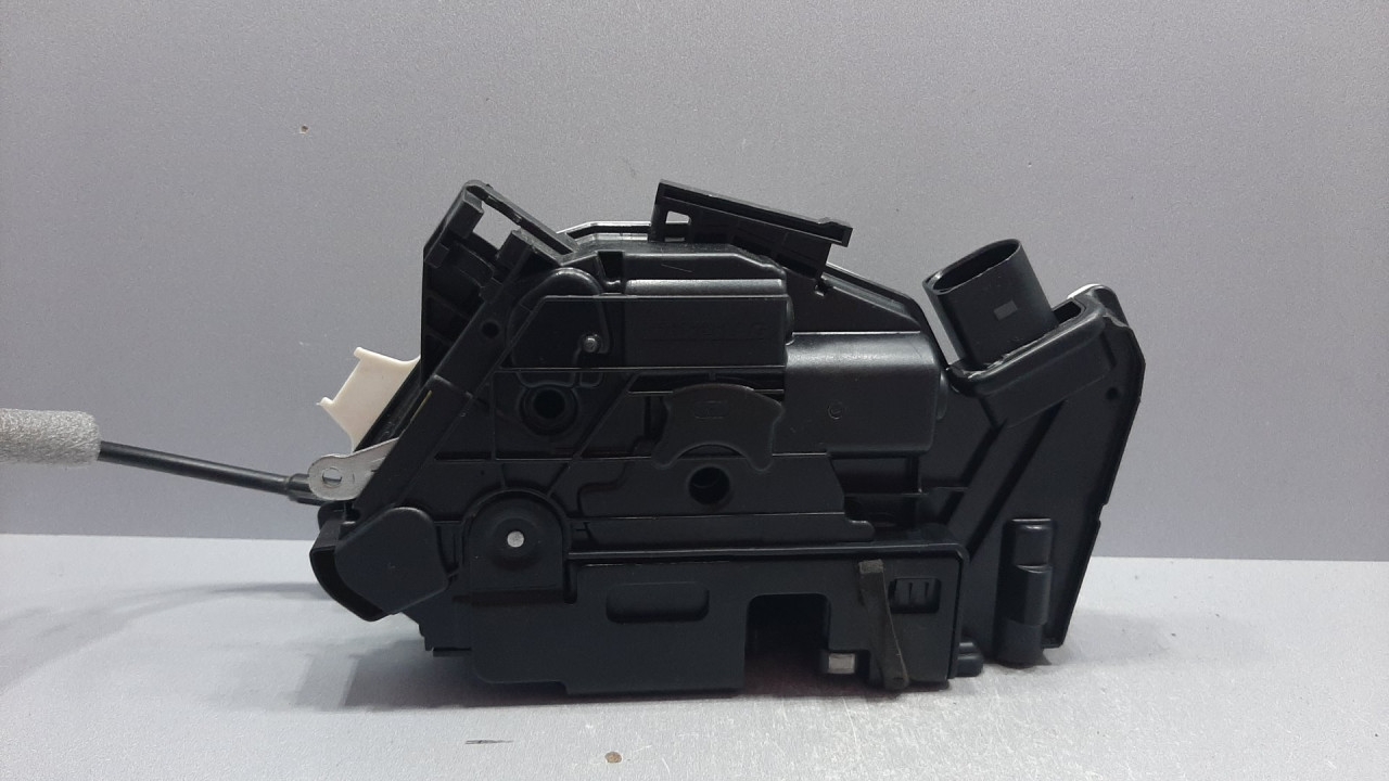 DIJELOVI BRAVA VRATA VW UP > 12-16 1S1837016B