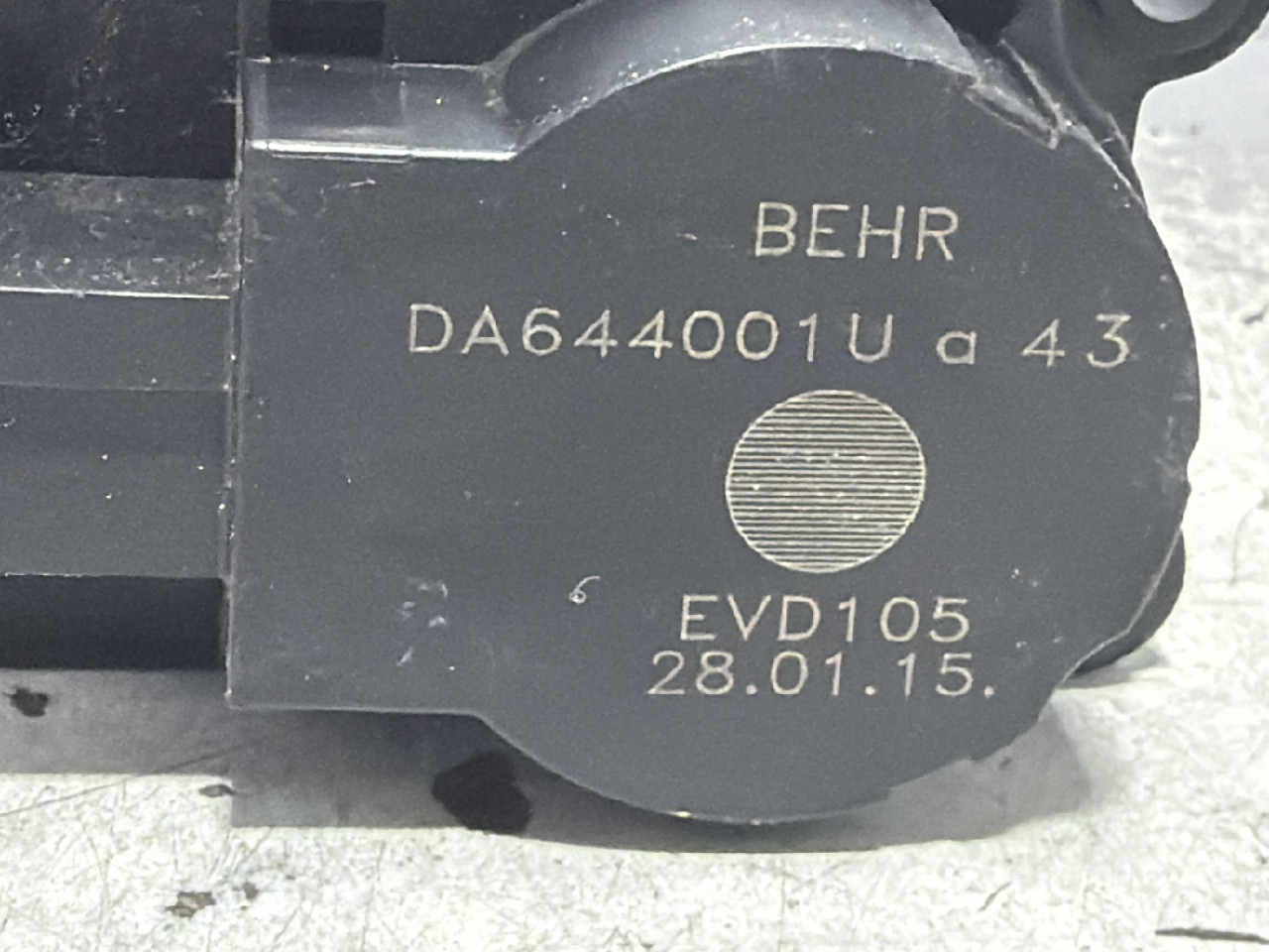 DIJELOVI MOTORIC KLAPNE OPEL ASTRA J > 12-15 1.4 DA644001U