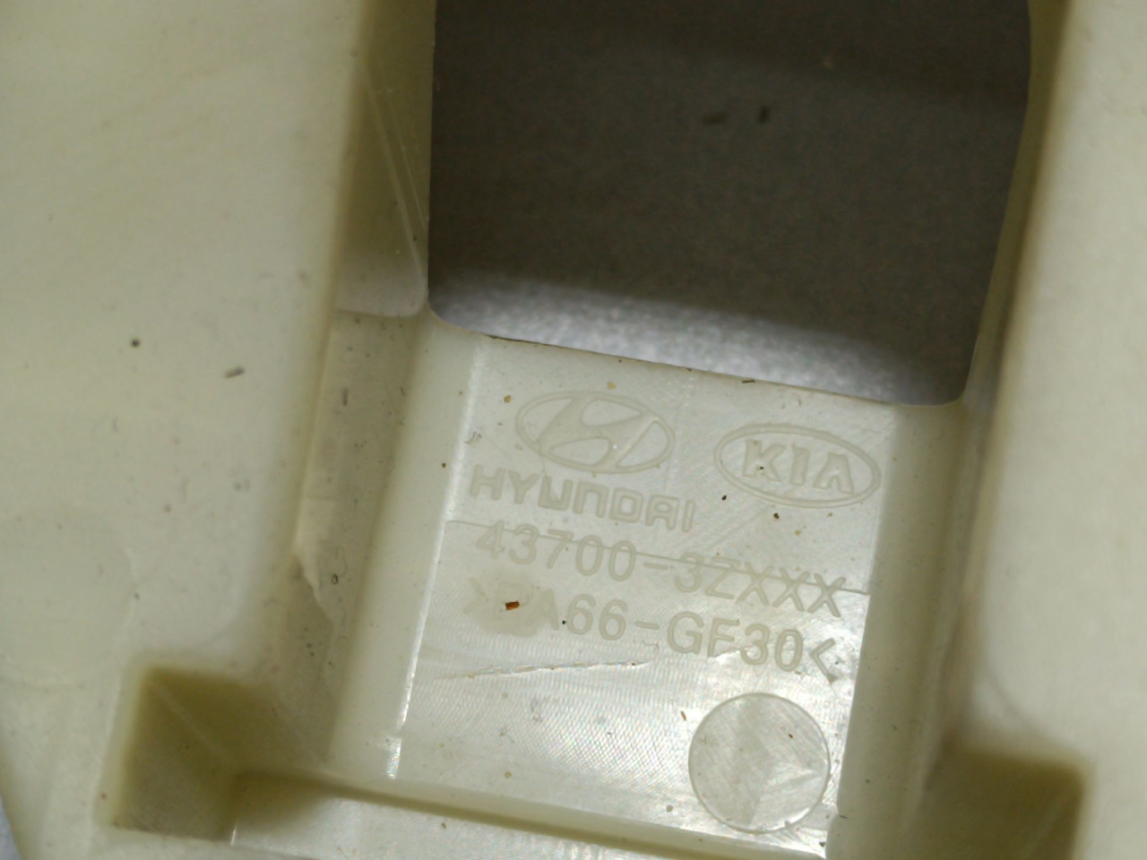 DIJELOVI SALTEBLA HYUNDAI I40 > 11-15 437313Z200