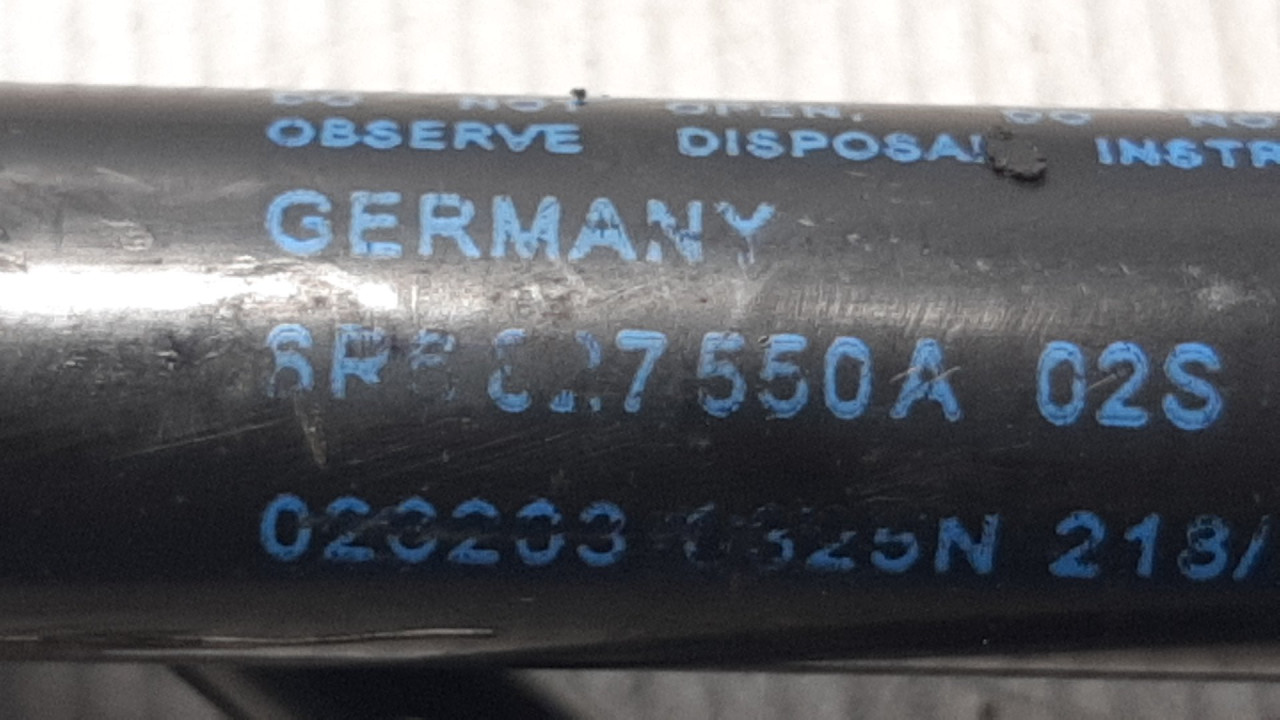 AMORTIZER GEPEKA VW POLO > 09-14 6R6827550A