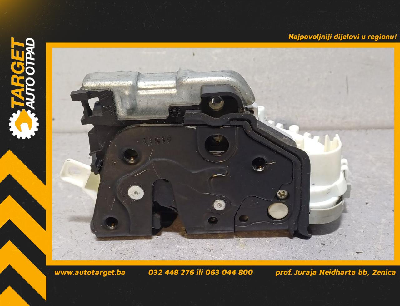 DIJELOVI BRAVA VRATA AUDI A3 (8VF/8VK) > 16-20 8X1837015C