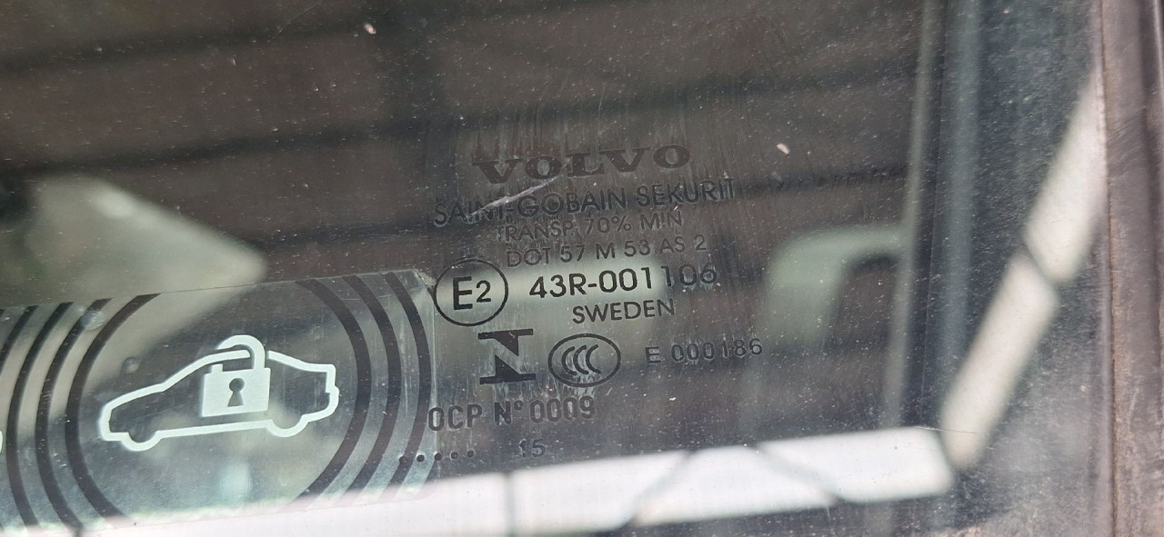 DIJELOVI STAKLO VOLVO V70 > 14-16