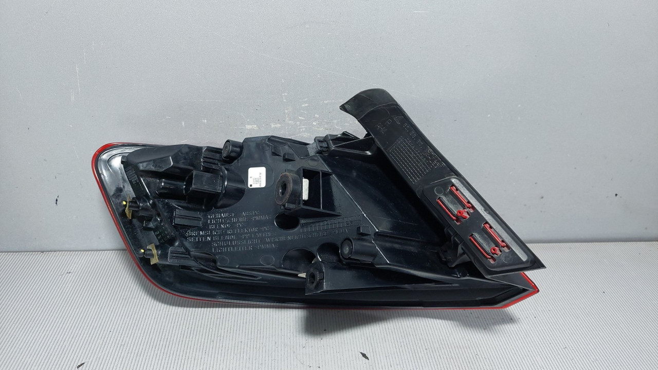 STOP SVJETLO AUDI A3 (8V1/8VA) > 12-16 8VA945096A