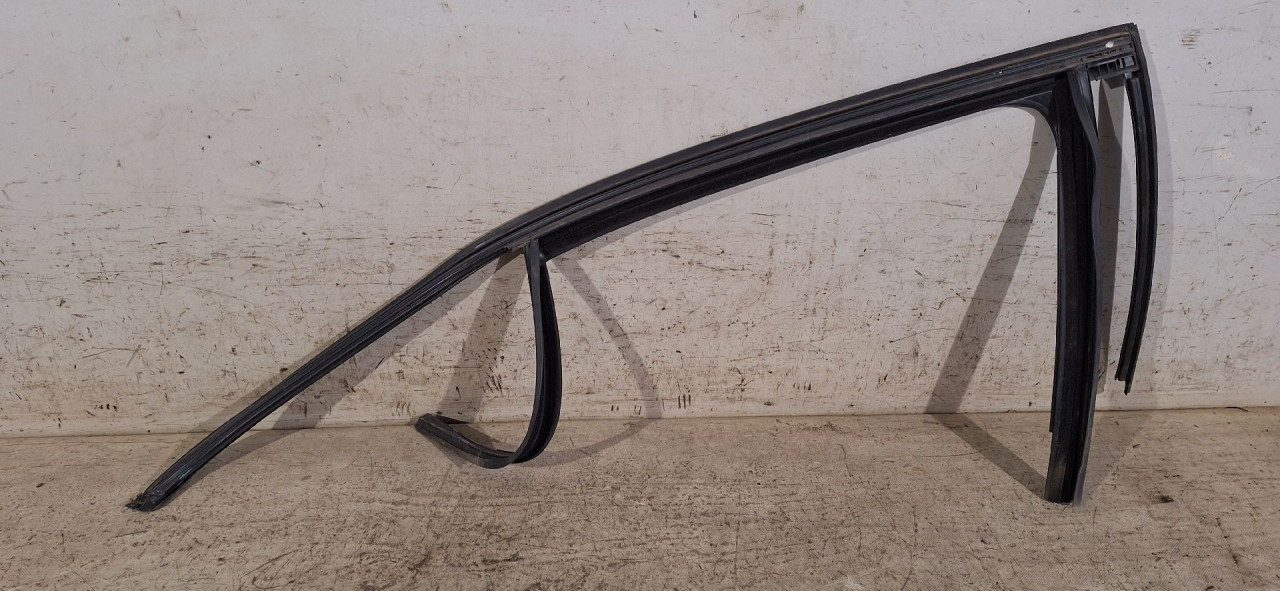 KEDER MERCEDES E KLASA (W213/S213) > 16-23