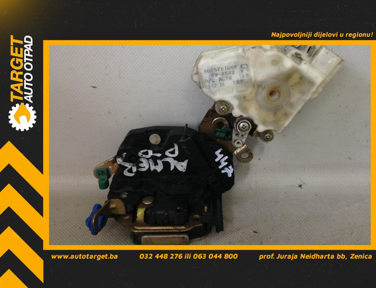 DIJELOVI BRAVA VRATA NISSAN ALMERA TINO > 01-06 8055261U66