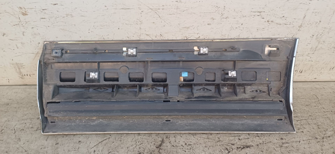 DIJELOVI LAJSNA VW TOUAREG > 11-14 7P6853970