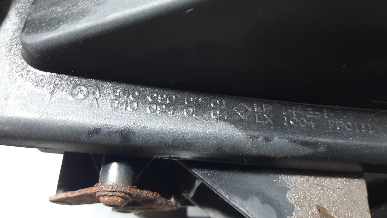 KUCISTE FILTERA ZRAKA MERCEDES B KLASA (W245) > 05-08 A