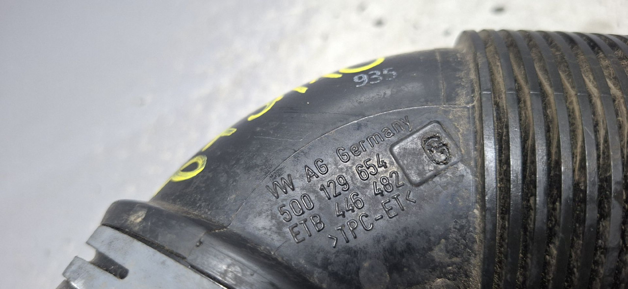 DIJELOVI CRIJEVO SKODA SUPERB > 15-19 1.6 5Q0129654G