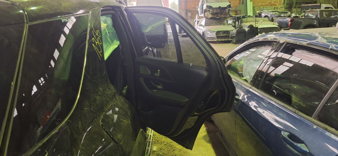 DIJELOVI VRATA MERCEDES GLE (W167) > 19- 1677308211