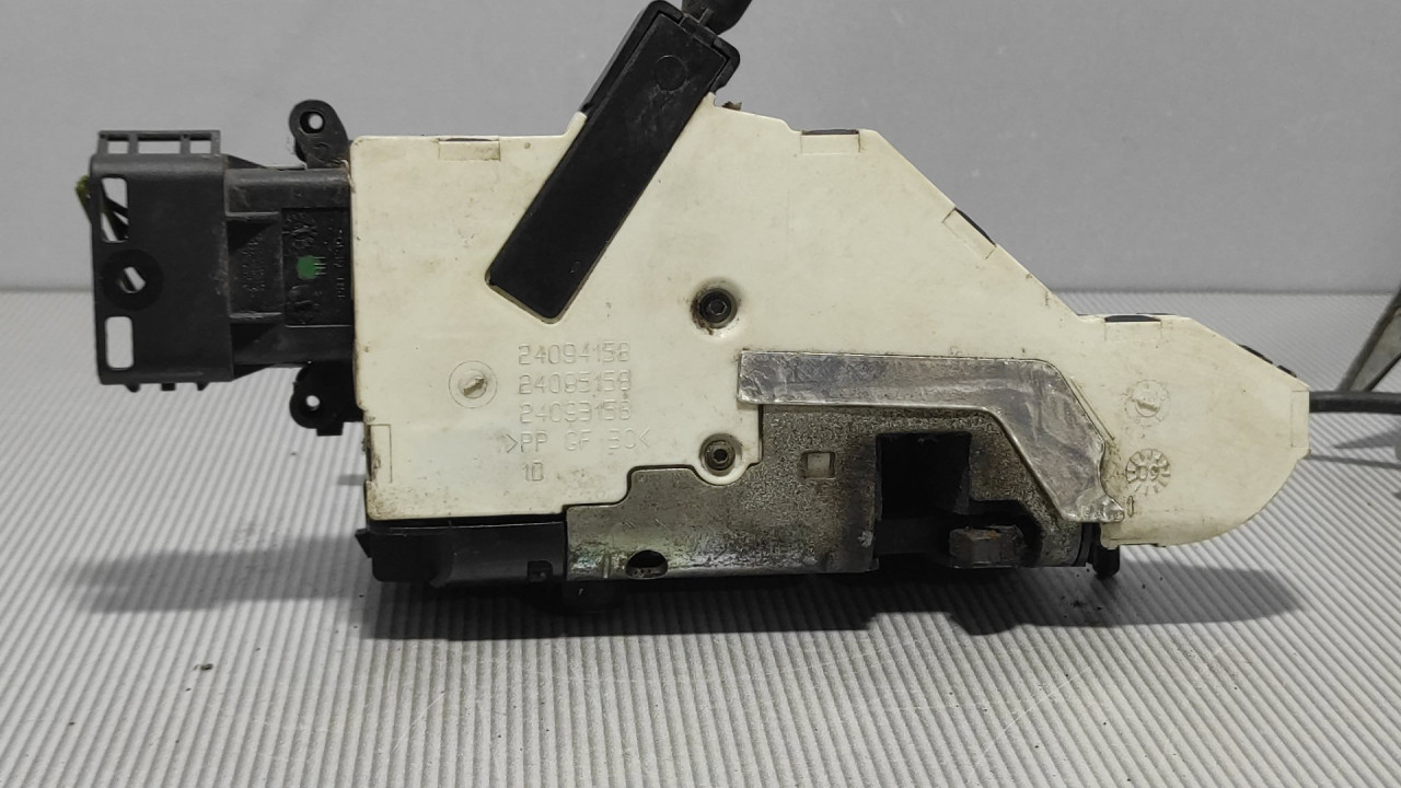 DIJELOVI BRAVA VRATA PEUGEOT 207 > 06-09 24094158