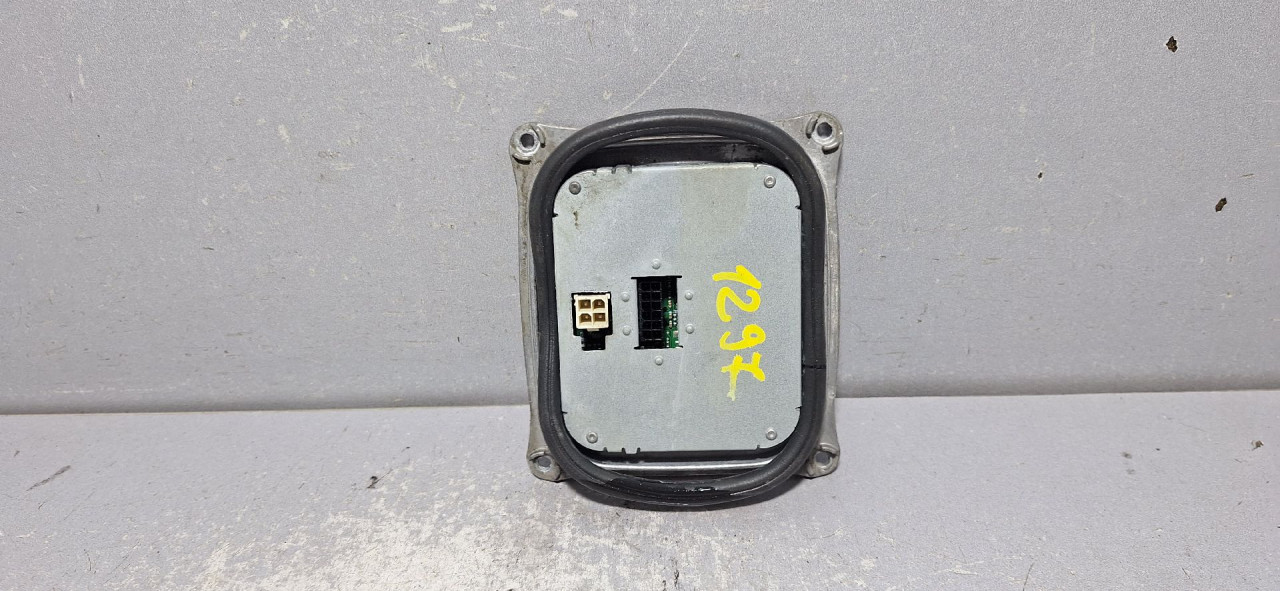 DIJELOVI BALAST FARA PEUGEOT 308 > 13-17 130732940300
