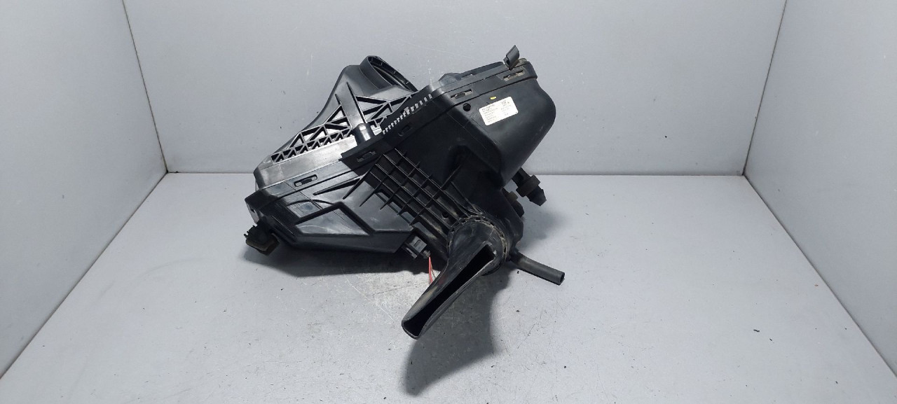 KUCISTE FILTERA ZRAKA AUDI A5 (8T) SPORTBACK > 11-17 8K