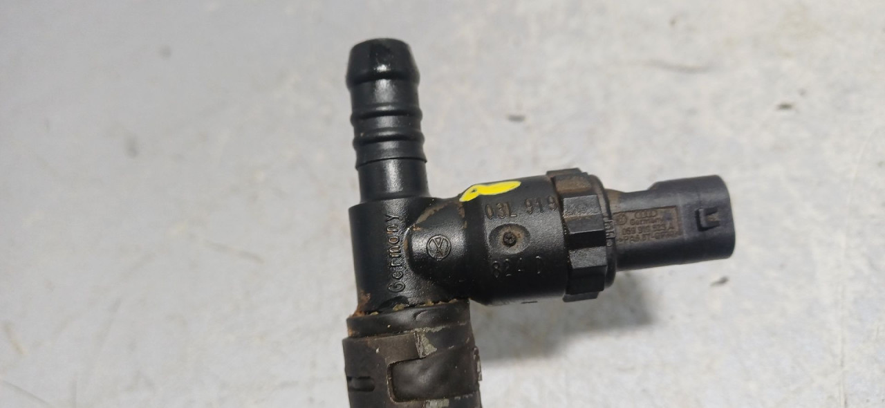 DIJELOVI SENZOR TEMPERATURE VW TIGUAN > 11-15 2.0 059919523A