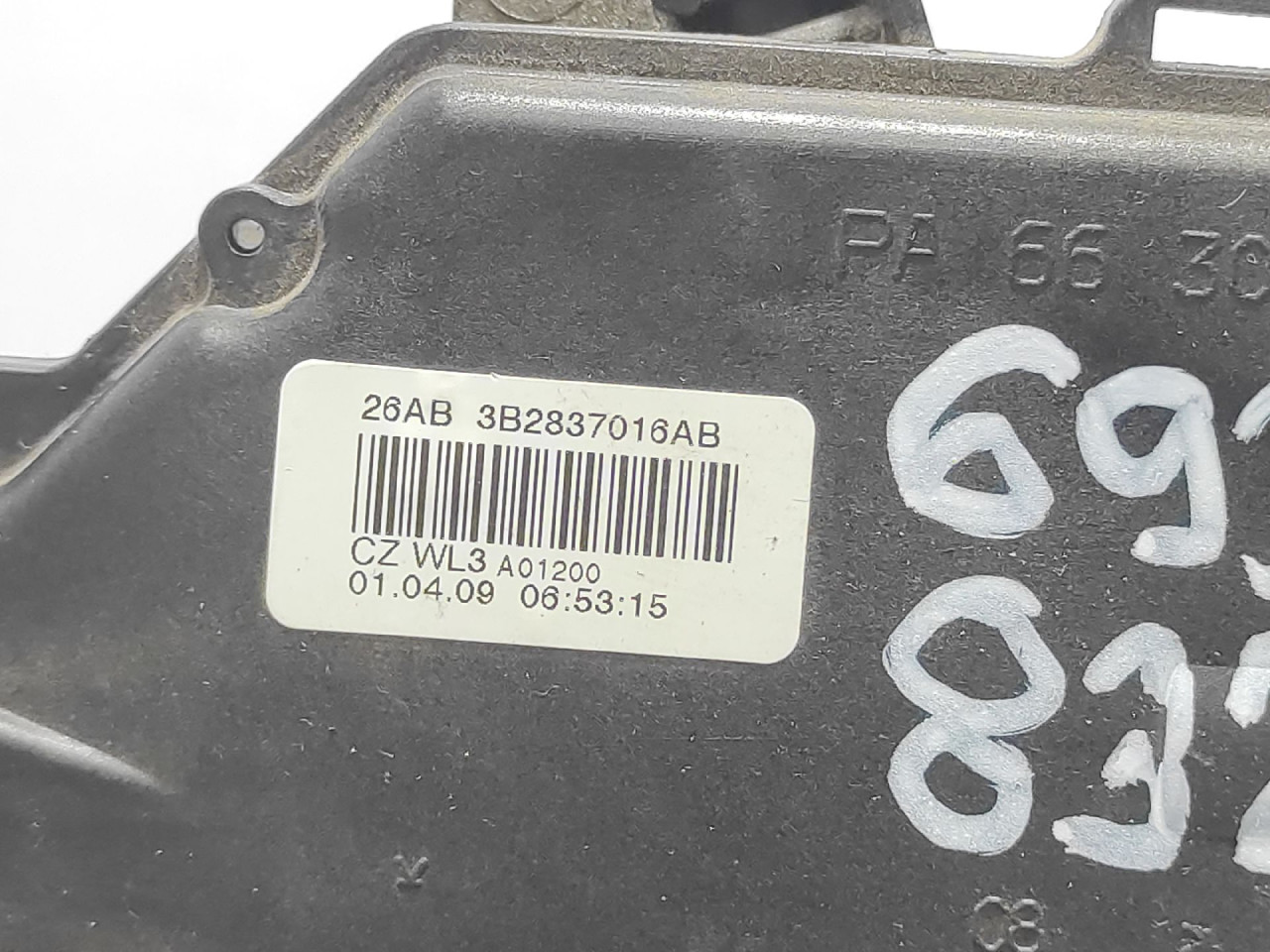 BRAVA VRATA SKODA FABIA > 07-10 3B2837016AB