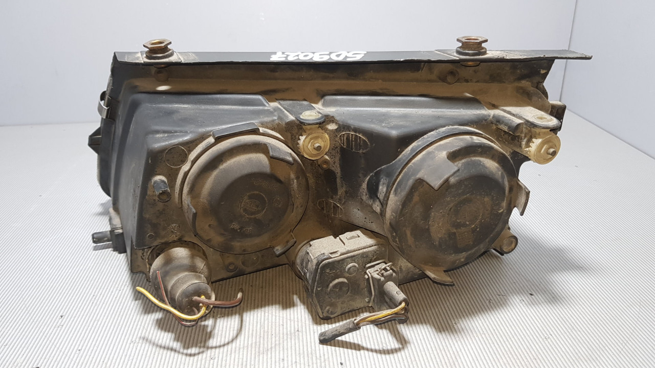 DIJELOVI FAR VW PASSAT B5 > 96-00 14742600