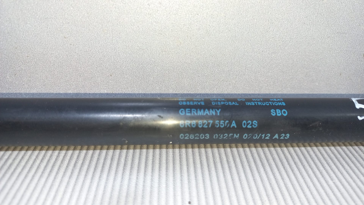 AMORTIZER GEPEKA VW POLO > 09-14 6R6827550A