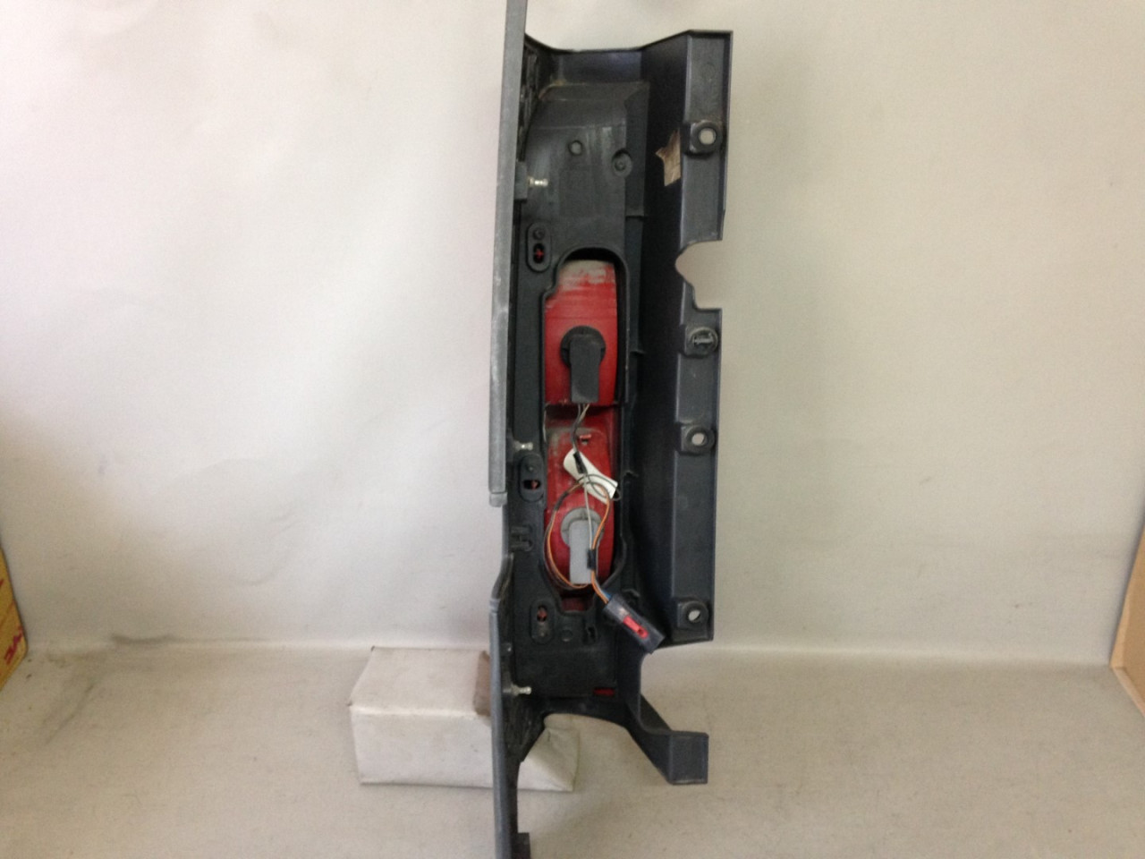 DIJELOVI STOP SVJETLO OPEL VIVARO > 07-14 OP350015 93857722
