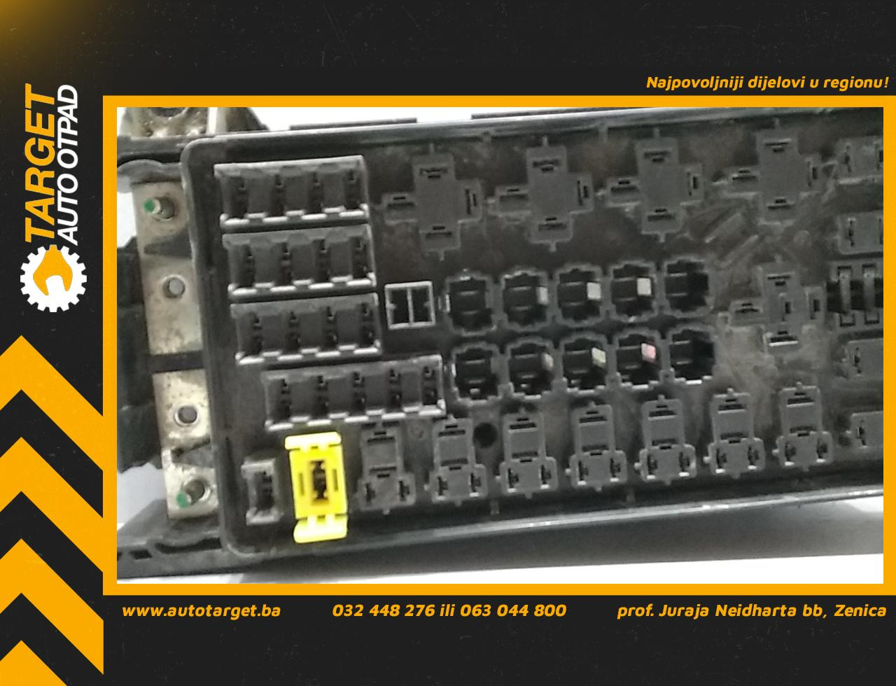 ELEKTRONIKA KUTIJA OSIGURACA KIA SORENTO > 06-09 911613