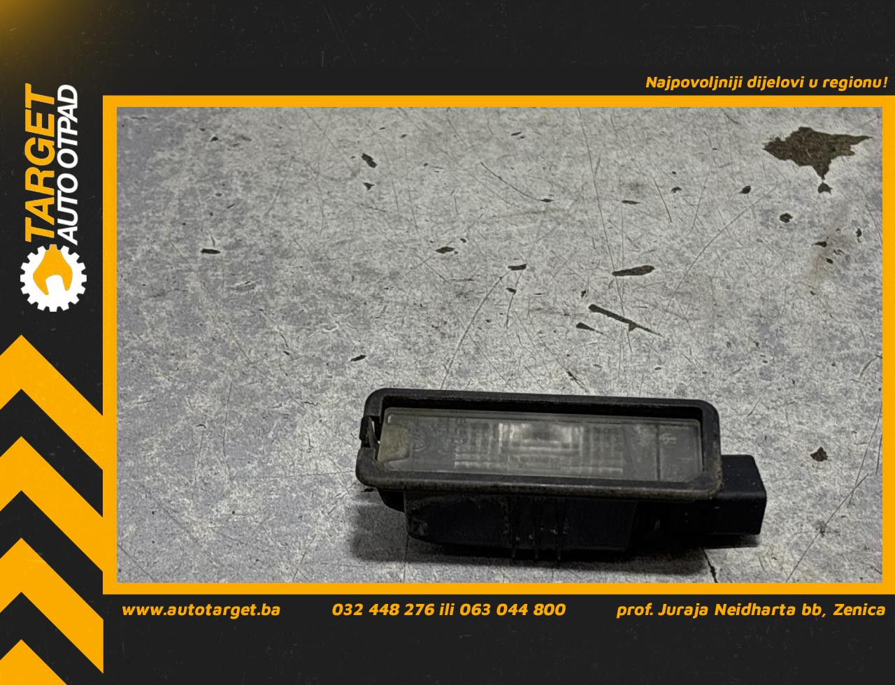 DIJELOVI RASVJETA TABLICA VW GOLF 7 > 12-16 1K8943021