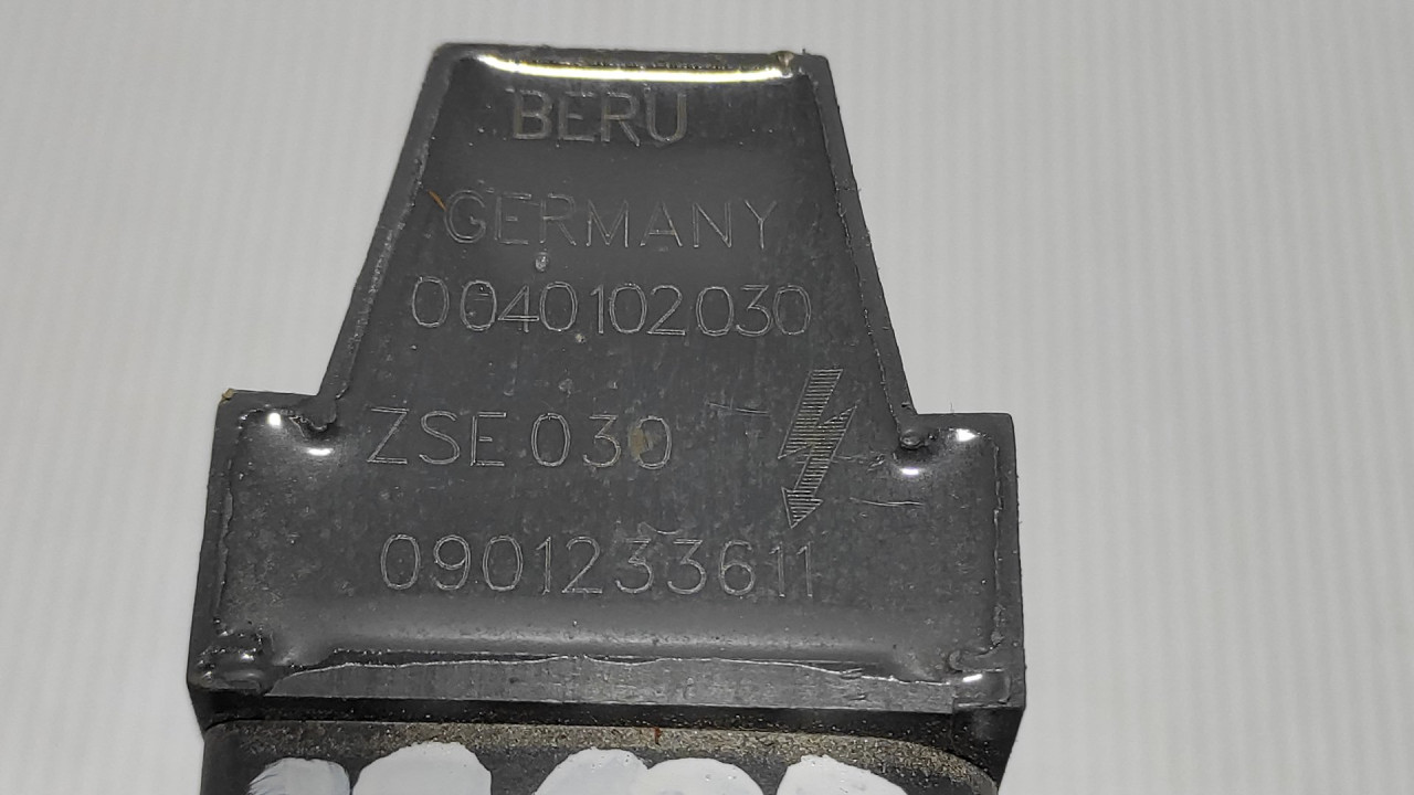 DIJELOVI BOMBINA VW GOLF 4 > 97-03 0040102030