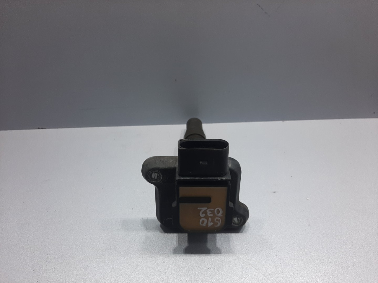 DIJELOVI BOMBINA AUDI A6 > 97-01 06B905115