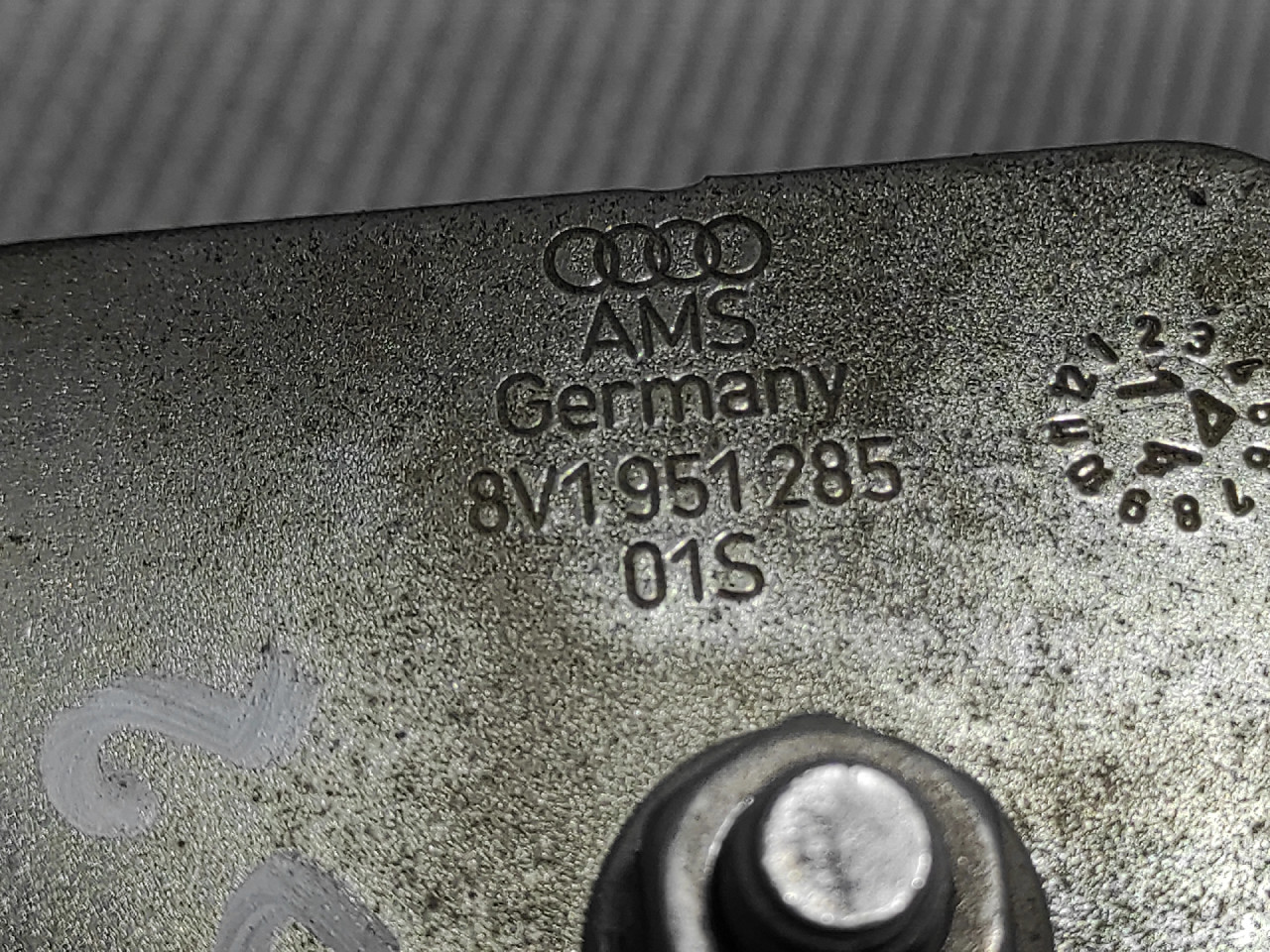ELEKTRONIKA ALARMA AUDI A3 (8V1/8VA) > 12-16 8V1951285