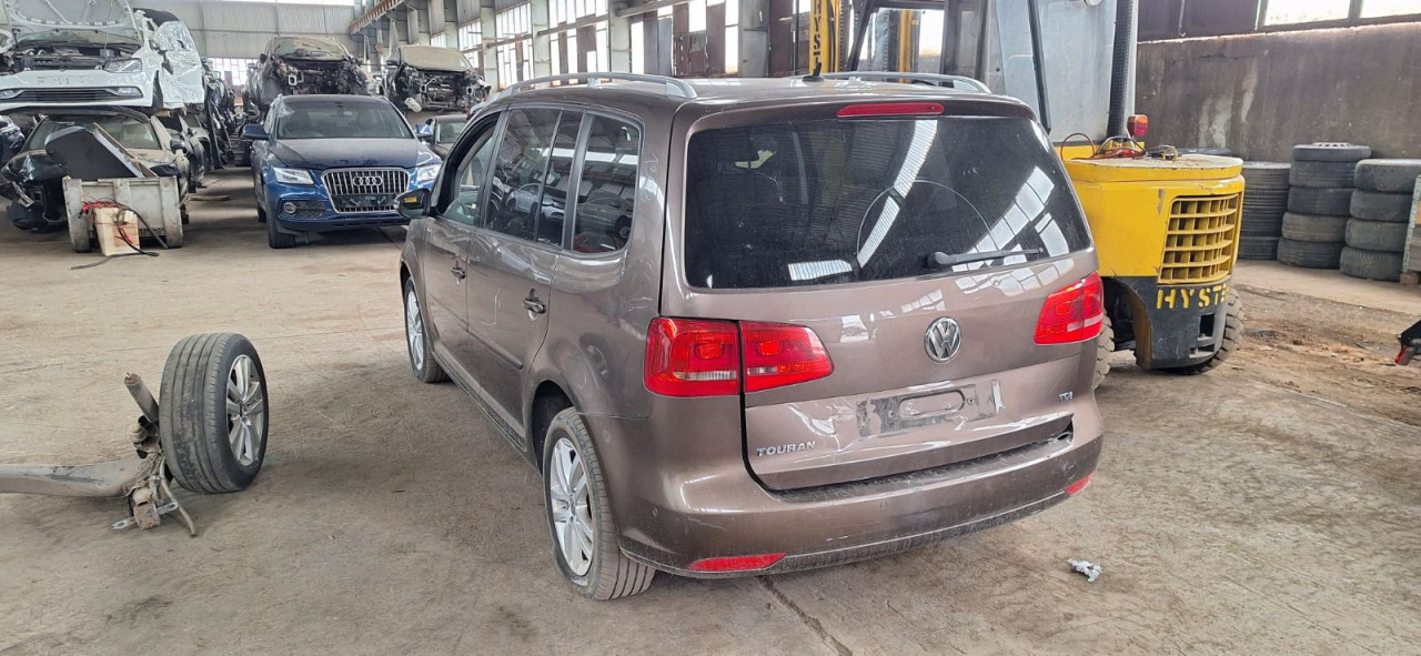 DIJELOVI VW TOURAN > 10-15 1.6 Dizel CAYC MOTOR