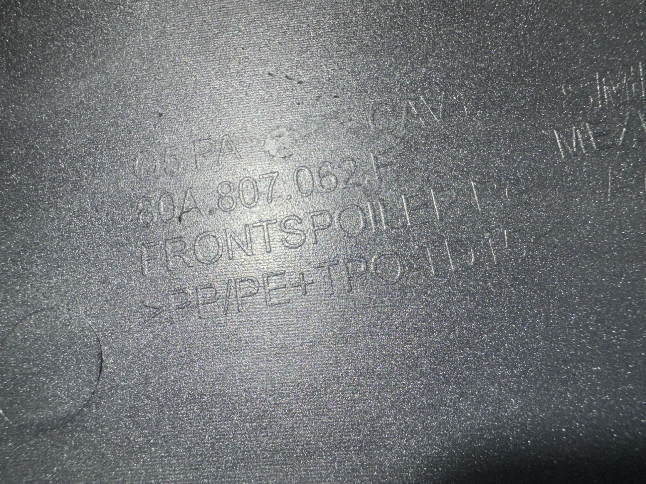 PLASTIKA BRANIKA AUDI Q5 (FY) > 20 -  80A807062F