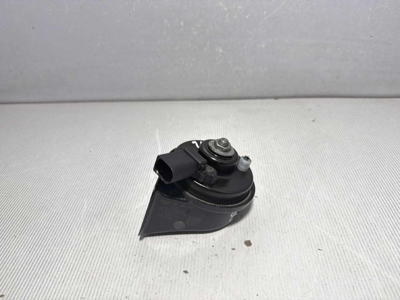 DIJELOVI SIRENA AUDI Q5 (FY) > 17 - 20  3.0 80A951210