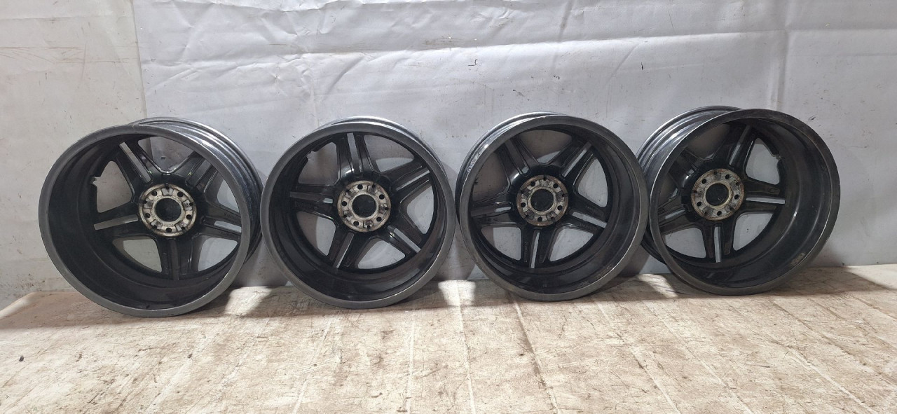 DIJELOVI FELGE MERCEDES A KLASA (W177) > 18- A1774011500