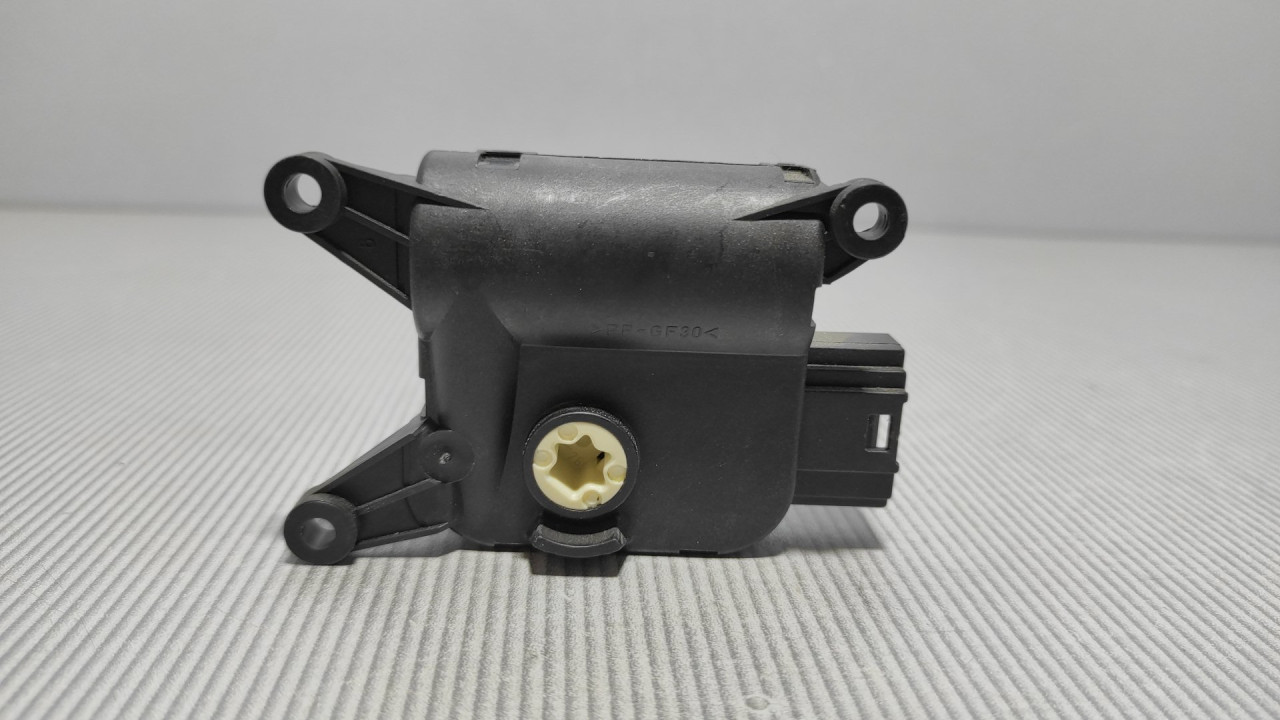 MOTORIC VENTILATORA VW PASSAT B6 > 05-10 3C1907511F