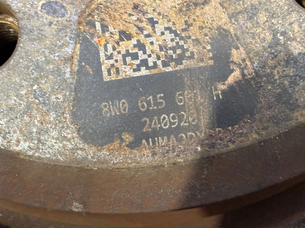 DIJELOVI KOCIONI DISK AUDI Q5 > 12-16 2.0 8W0615601H