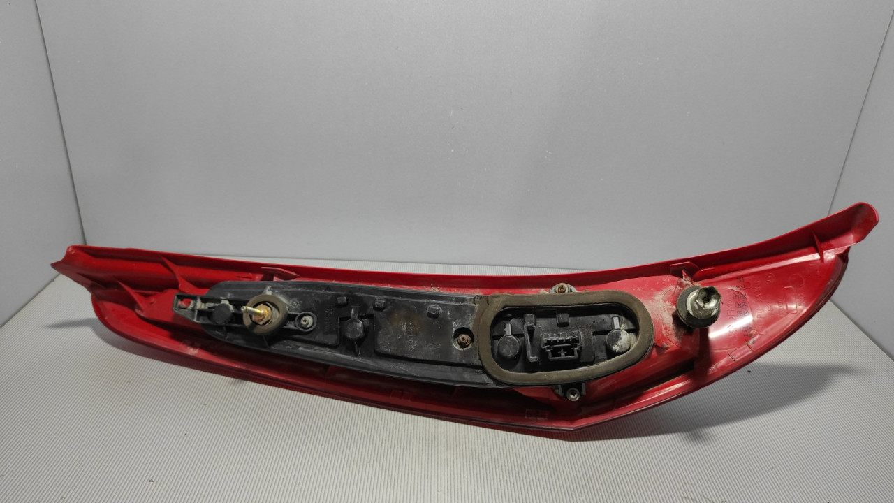 DIJELOVI STOP SVJETLO FIAT PUNTO > 99-03 46794077