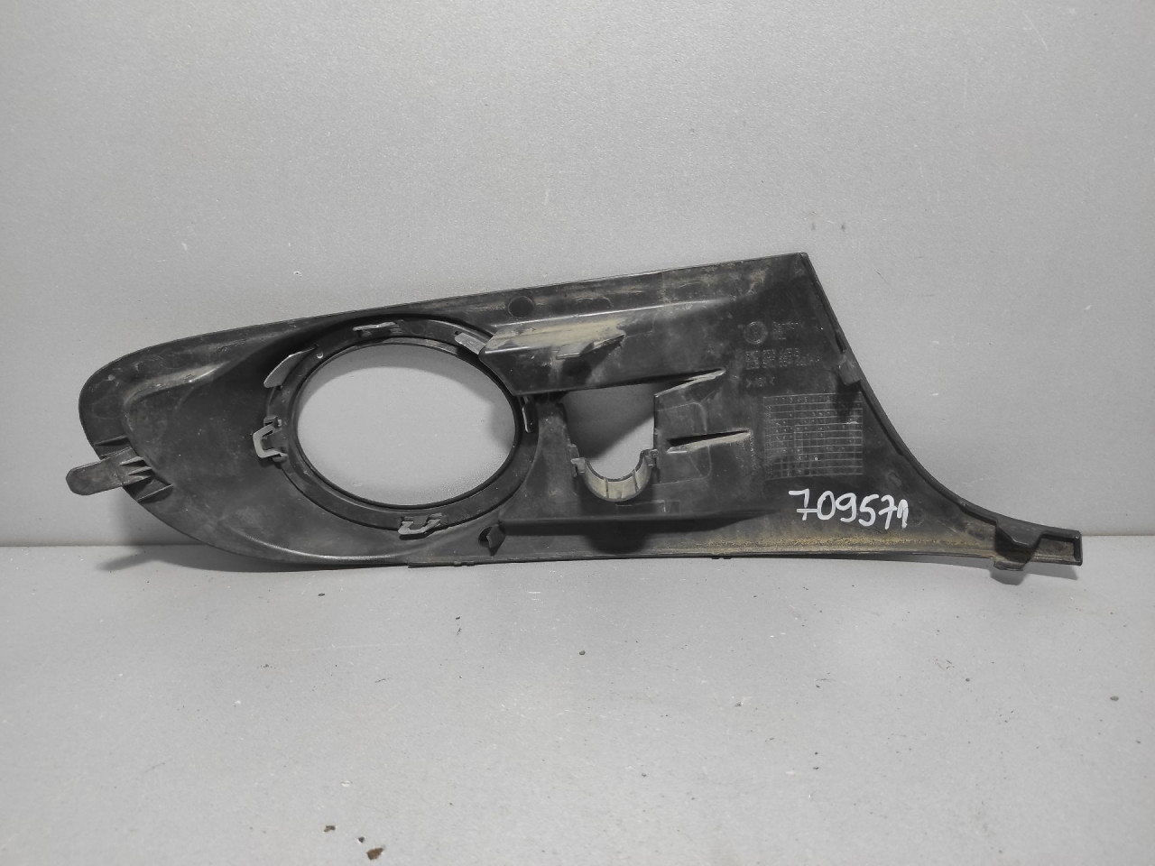 PLASTIKA BRANIKA VW GOLF 6 > 08-12 5K0853665B
