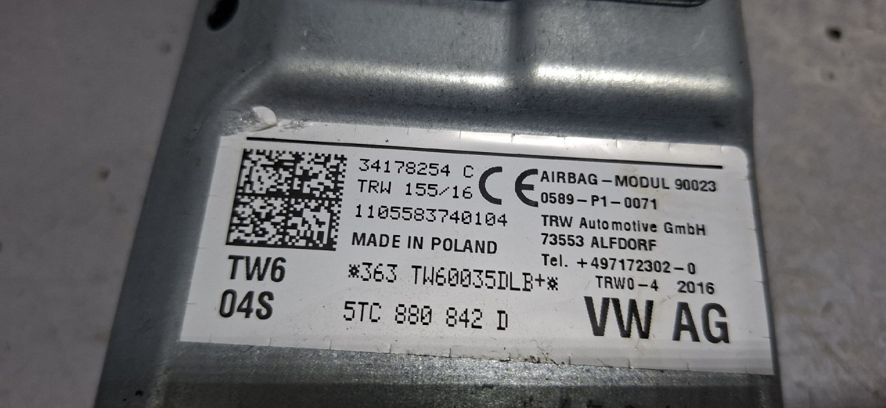 DIJELOVI AIRBAG NOGU VW TIGUAN > 16-20 2.0 5TC880842D