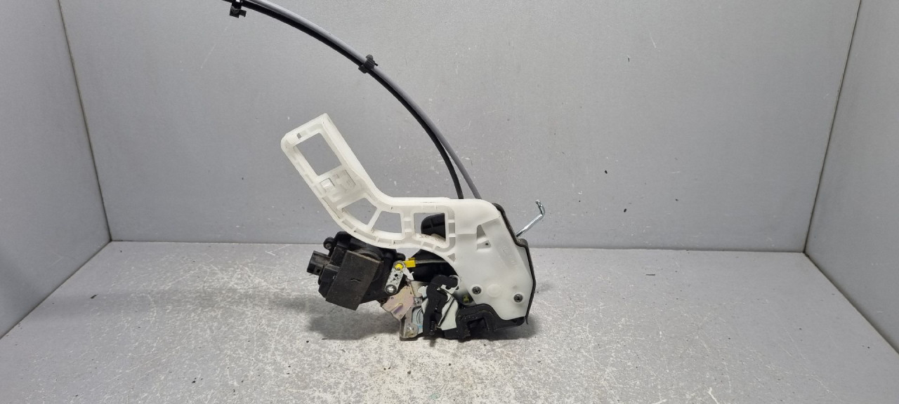 BRAVA VRATA KIA SPORTAGE > 09-10 814211F010