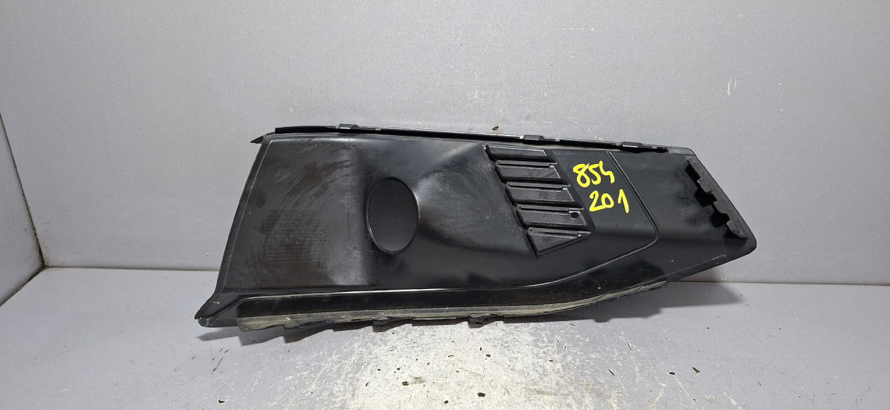 DIJELOVI RESETKA BRANIKA AUDI A4 (B9) > 19- 8W0807681AJ