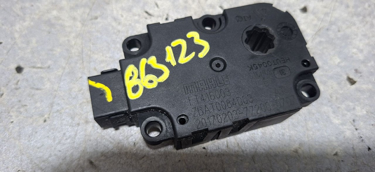 DIJELOVI MOTORIC KLAPNE AUDI A4 (B9) > 15-18 2.0 ZBAT0084D03