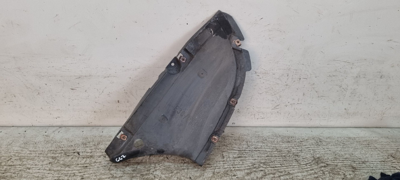 PLASTIKA BRANIKA BMW SERIJA 3 (F30/F31) > 15- 7258048