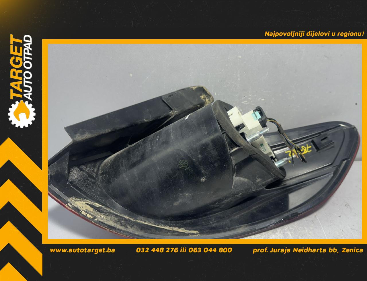 DIJELOVI STOP SVJETLO VW PASSAT CC > 12-17 2.0 3C8945095D