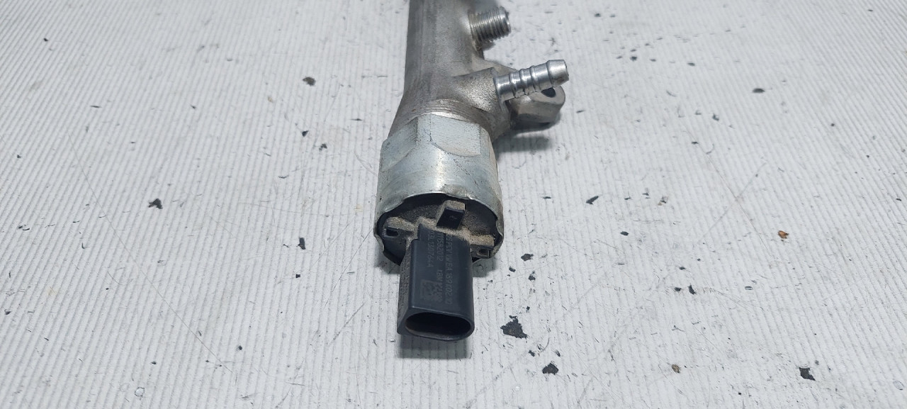 DIJELOVI SENZOR MAGISTRALE VW GOLF 6 > 08-12 1.6 03L130764A