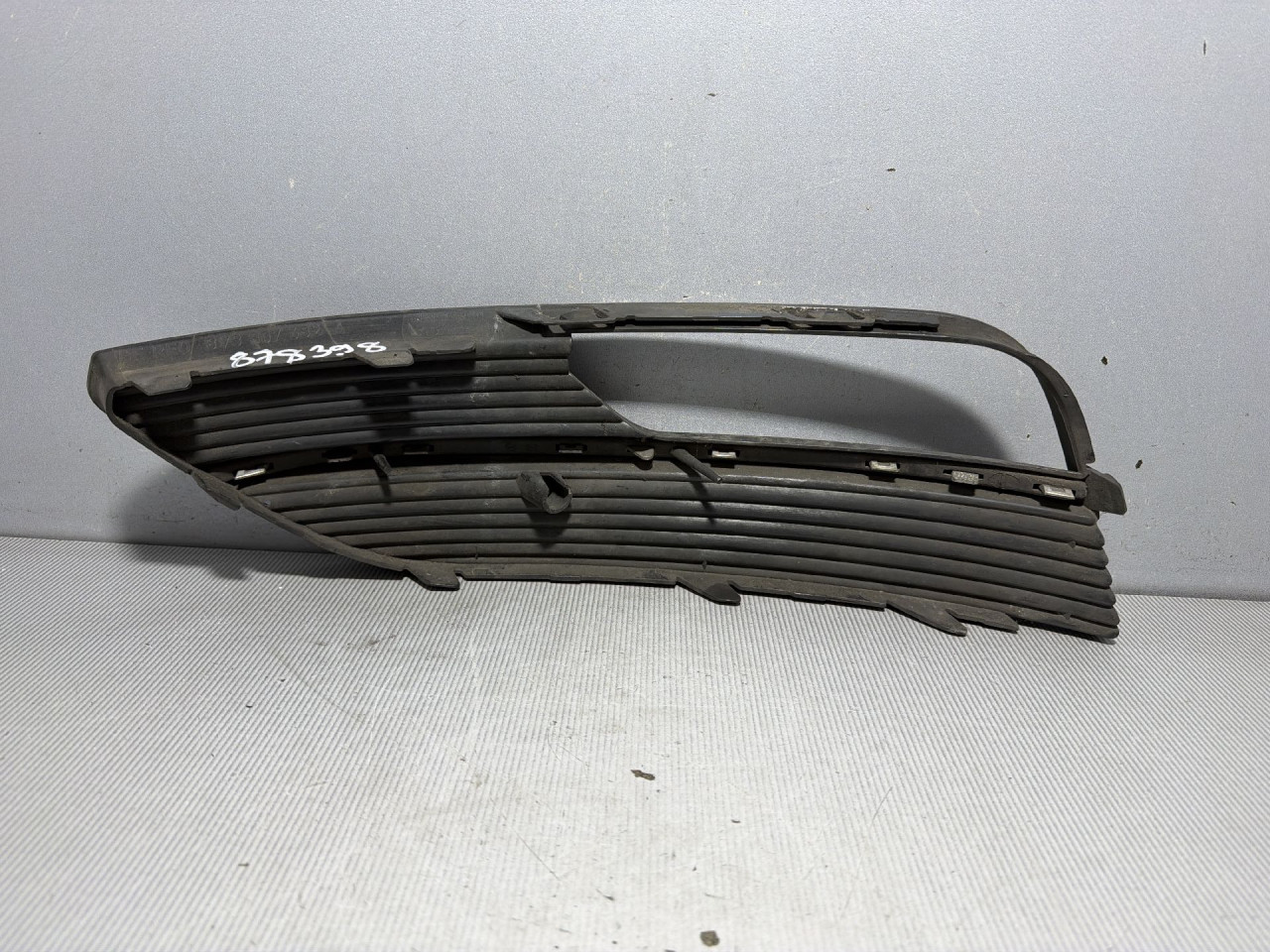 RESETKA BRANIKA AUDI A3 (8V1/8VA) > 12-16 8V3807682A